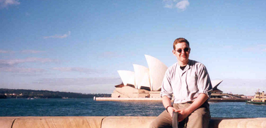 Colm with Sydney Opera House in the background ... Click here to return to this photo's thumbnail in the Travel Photo Index